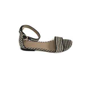 Ann Taylor Straw Flat Sandals Sz 7.5